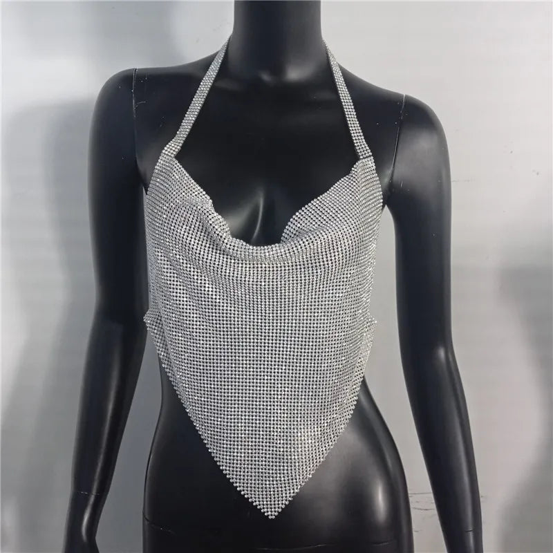 Top corto sin espalda con cuello en V
