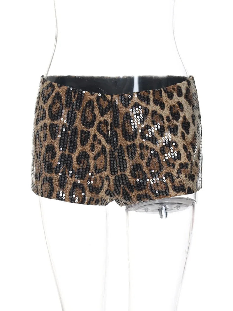Pantalones cortos brillantes con estampado de leopardo